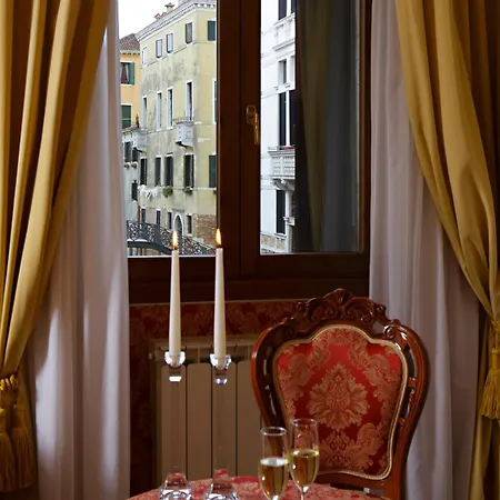 Al Palazzetto 3* Venedik