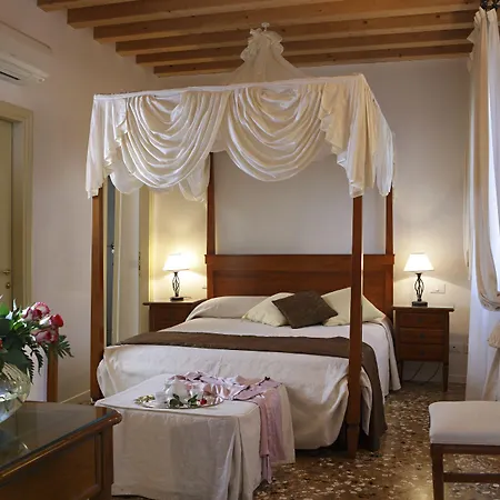 Al Palazzetto Oda ve Kahvaltı Venedik
