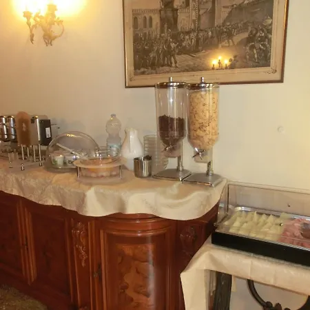 Oda ve Kahvaltı Al Palazzetto