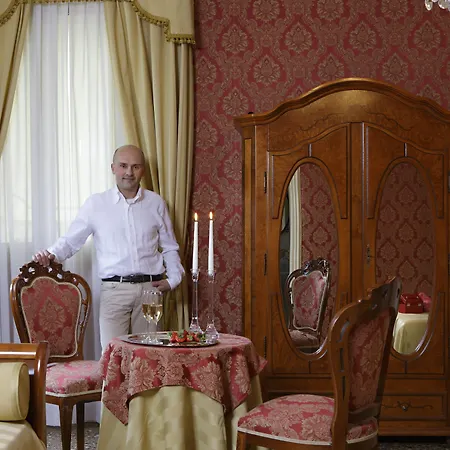 ベッド・アンド・ブレックファスト アル パラツェット ヴェネツィア