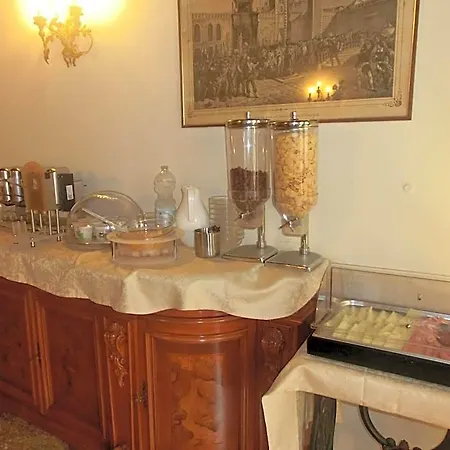 Al Palazzetto 4*