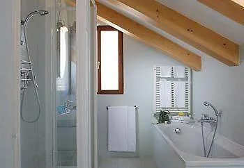 Al Palazzetto Oda ve Kahvaltı 3*