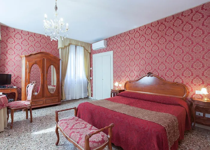 Al Palazzetto לינה וארוחת בוקר