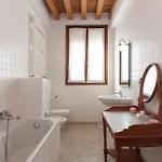 Al Palazzetto 4* Venice