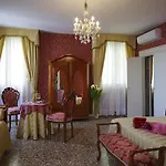 Al Palazzetto 4*